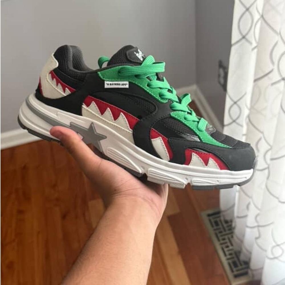 Bape Shark Sta Ml 'Country Pack -
United Arab Emirates' sneakers
